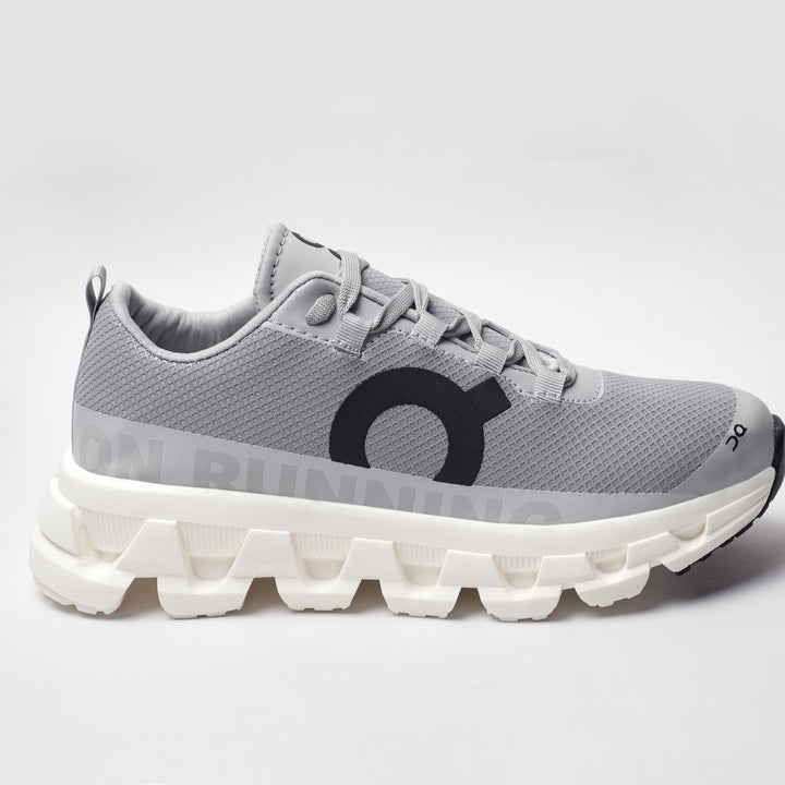 ON CLOUD RUNNING