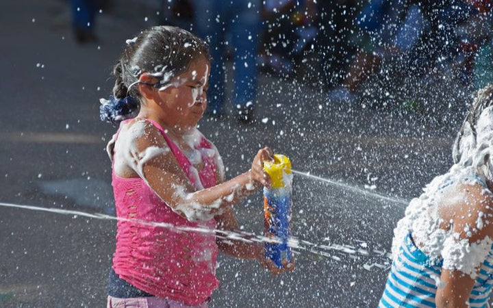 Espuma Artificial - ¡Crea Magia en tus Fiestas!