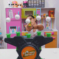 JUGUETE PISTOLA DE DARDOS Y PELOTAS